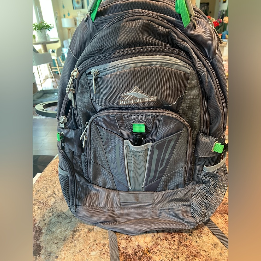 High Sierra Gray and Green Men's Backpack with Organizational Pockets Brand new